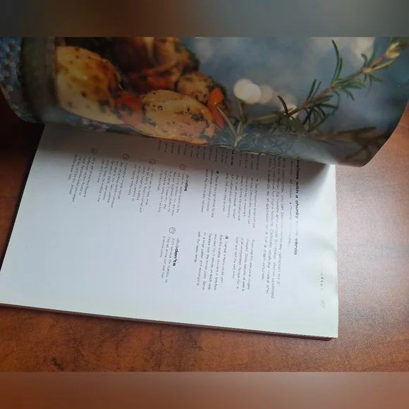 Cookbooks Assorted -2 Available- Diva Cooking & Chicken- See Details 4 More Info - Picture 6 of 12